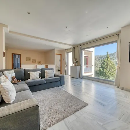 Exclusive Villa Estepona