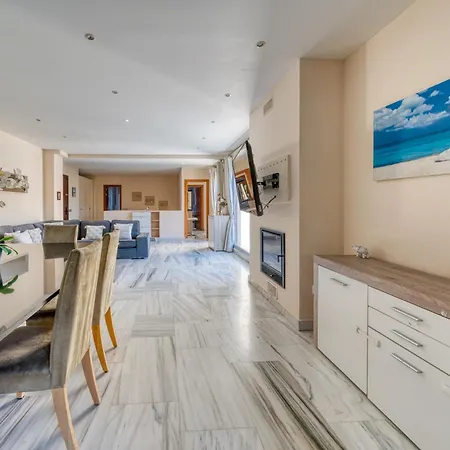 Exclusive Vila Estepona